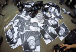 Protesta de periodistas en febrero de 2016 en la representación del gobierno de Veracruz en la Ciudad de México, por el asesinato de la periodista Anabel Flores Salazar, de El Sol de Orizaba. /Diego Simón Sánchez/Cuartoscuro